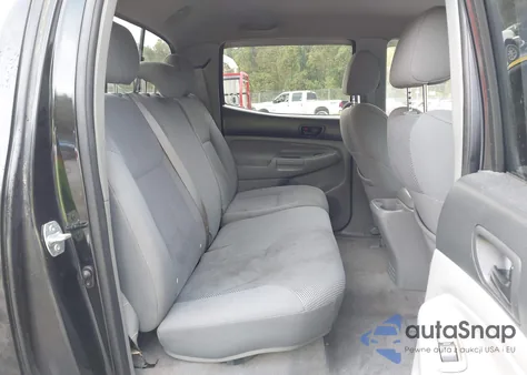 2005 Toyota Tacoma Prerunner V6 z USA, uszkodzony, nr VIN 3TMJU62N65M005888